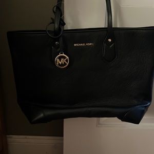 NWT Michael kors large Eva tote leather